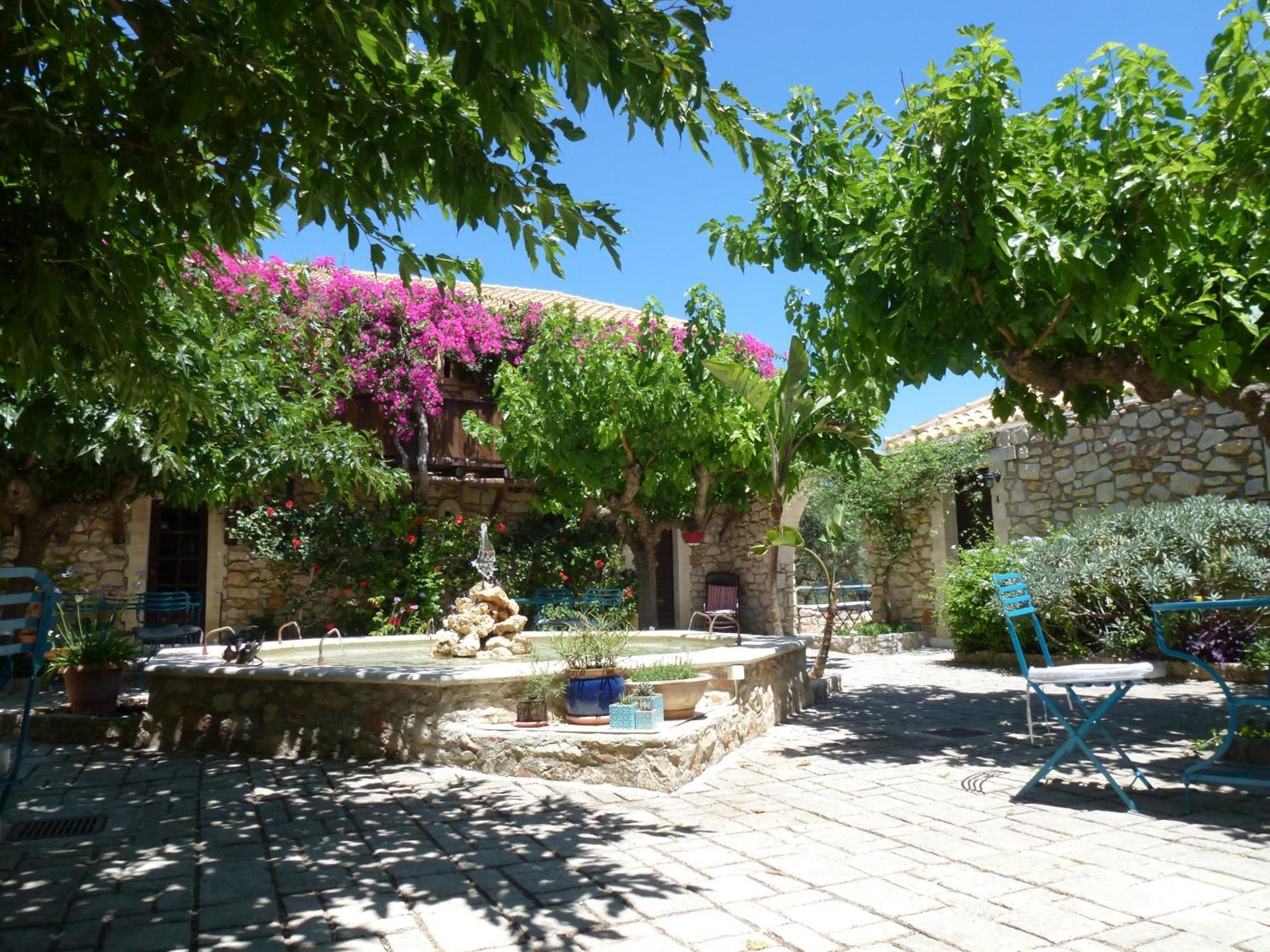 Tsivouli Accommodation Lithakia  Extérieur photo