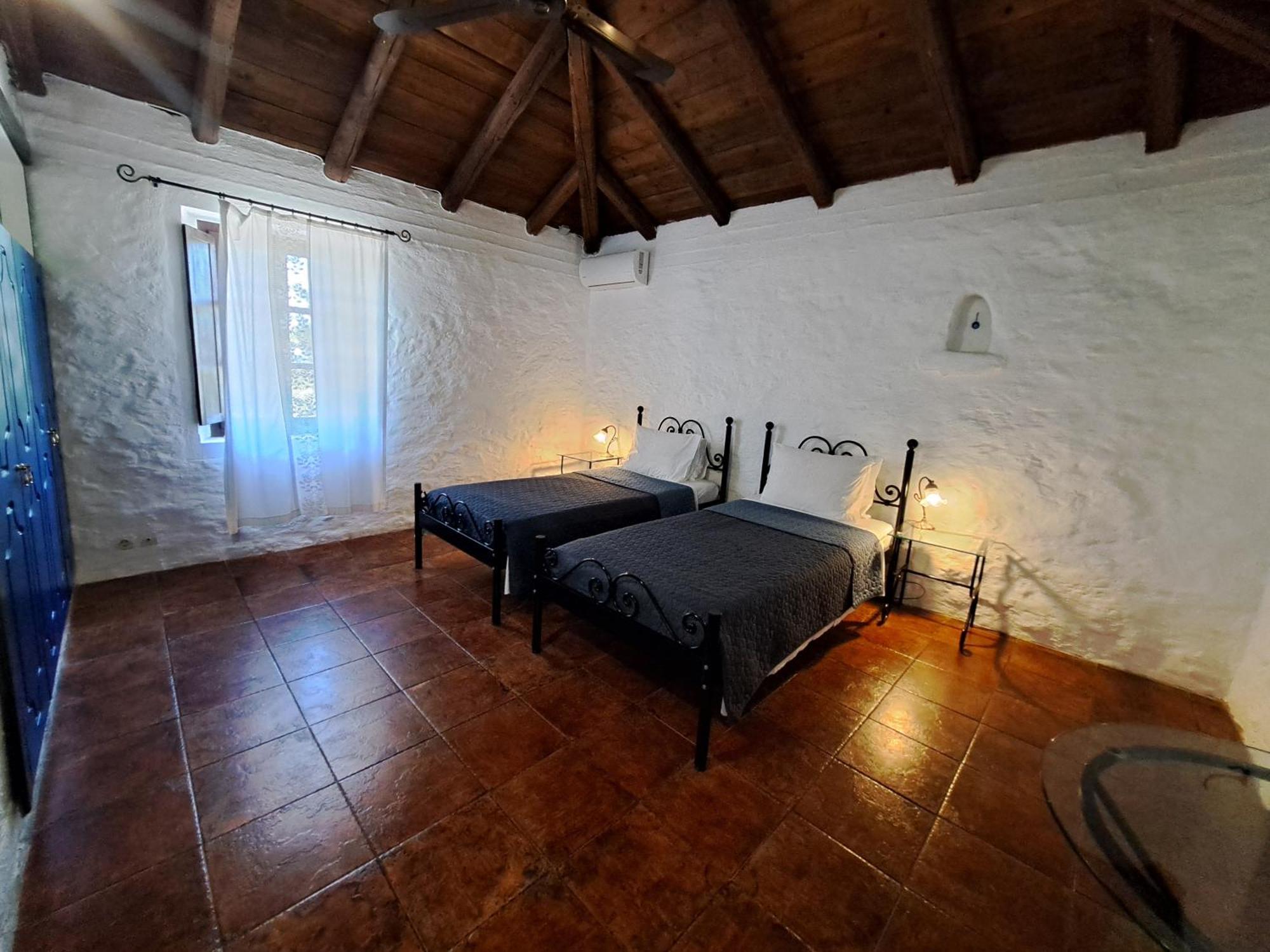 Tsivouli Accommodation Lithakia  Extérieur photo