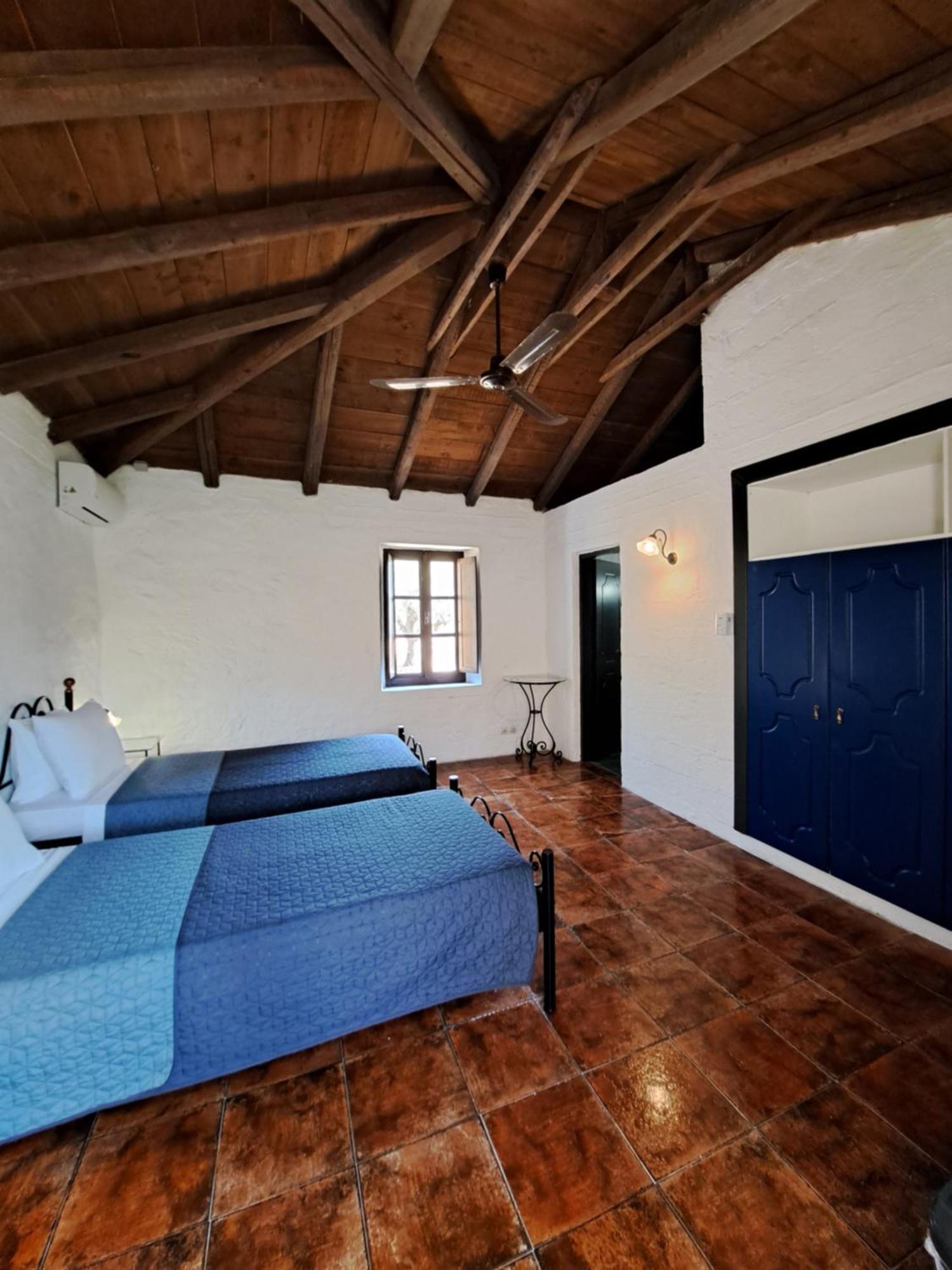 Tsivouli Accommodation Lithakia  Extérieur photo